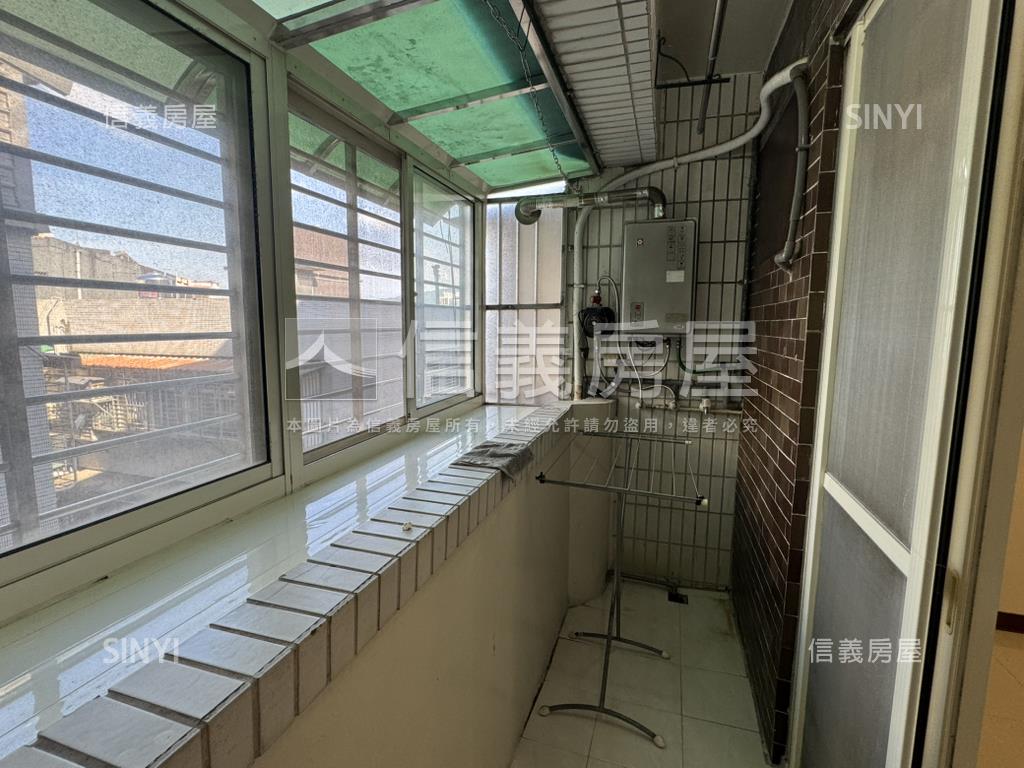 稀有★民生高樓電梯美兩房房屋室內格局與周邊環境