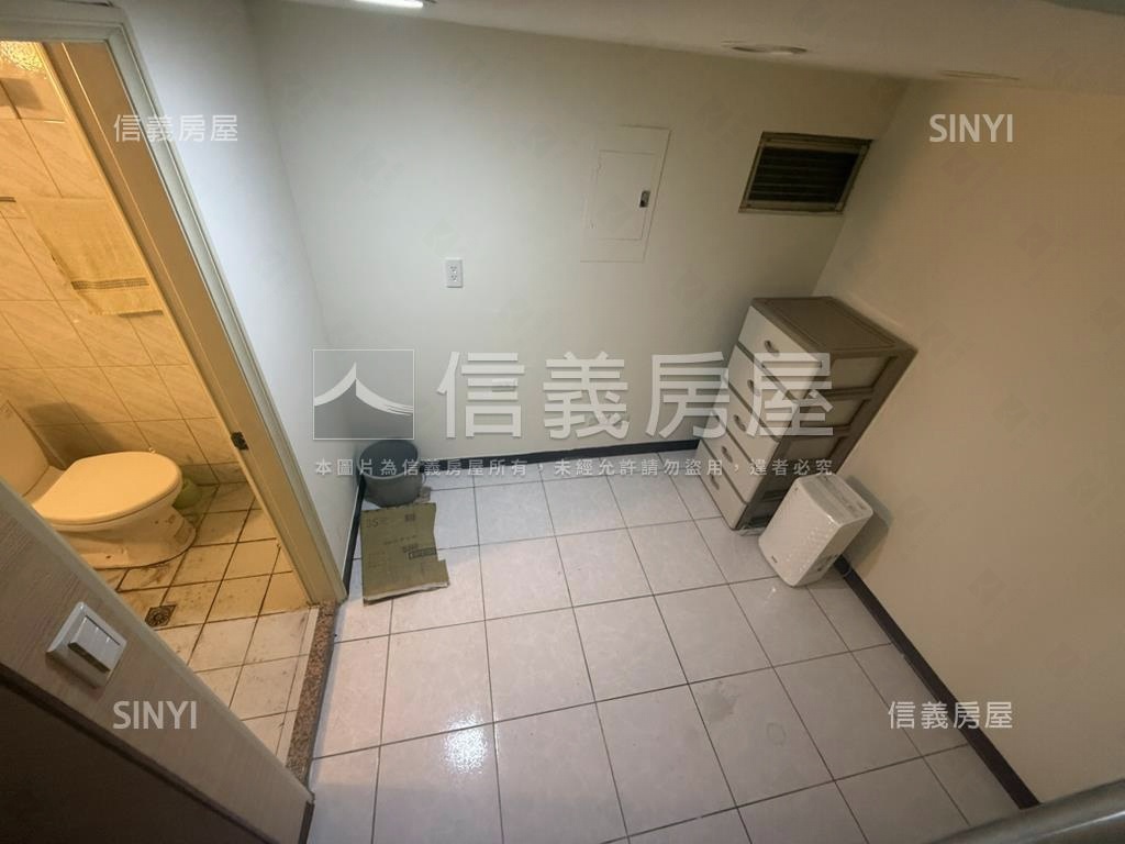 東門捷運設籍收租好宅房屋室內格局與周邊環境