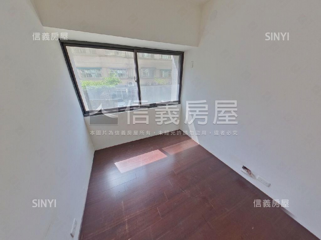 立新學區震後三房房屋室內格局與周邊環境