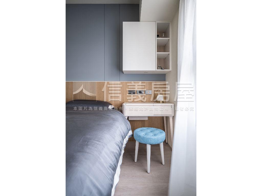 專任現代風高樓質感文心匯房屋室內格局與周邊環境