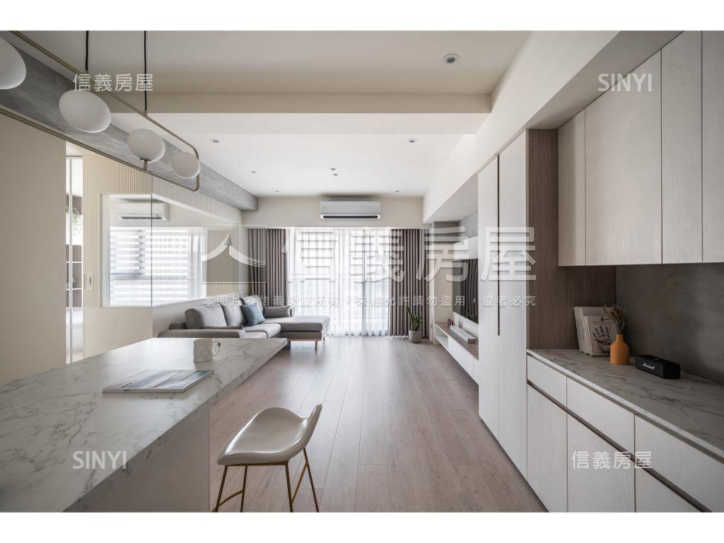 專任現代風高樓質感文心匯房屋室內格局與周邊環境
