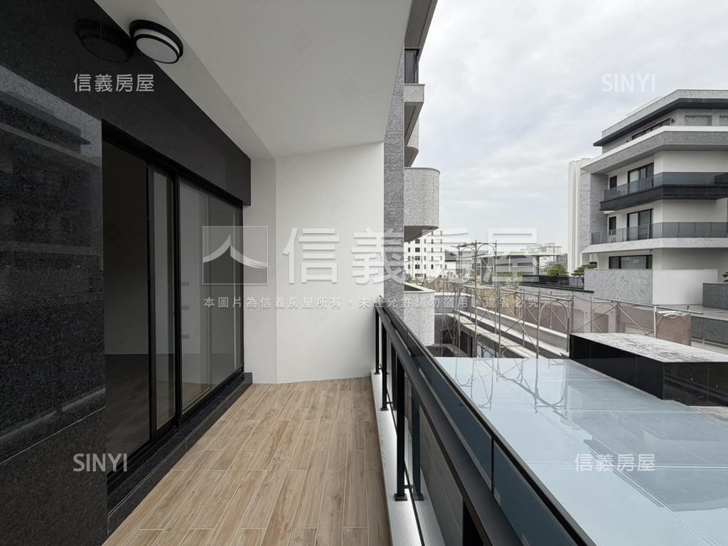 １４期＄朝南獨棟電梯別墅房屋室內格局與周邊環境