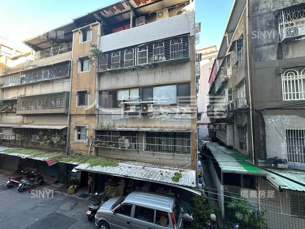 近捷運屋況佳首選金雞母房屋室內格局與周邊環境