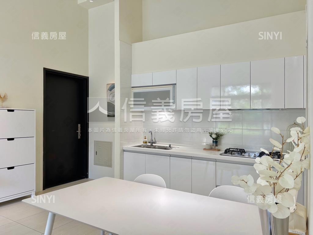 瑞典綠洲視野使用空間大房屋室內格局與周邊環境
