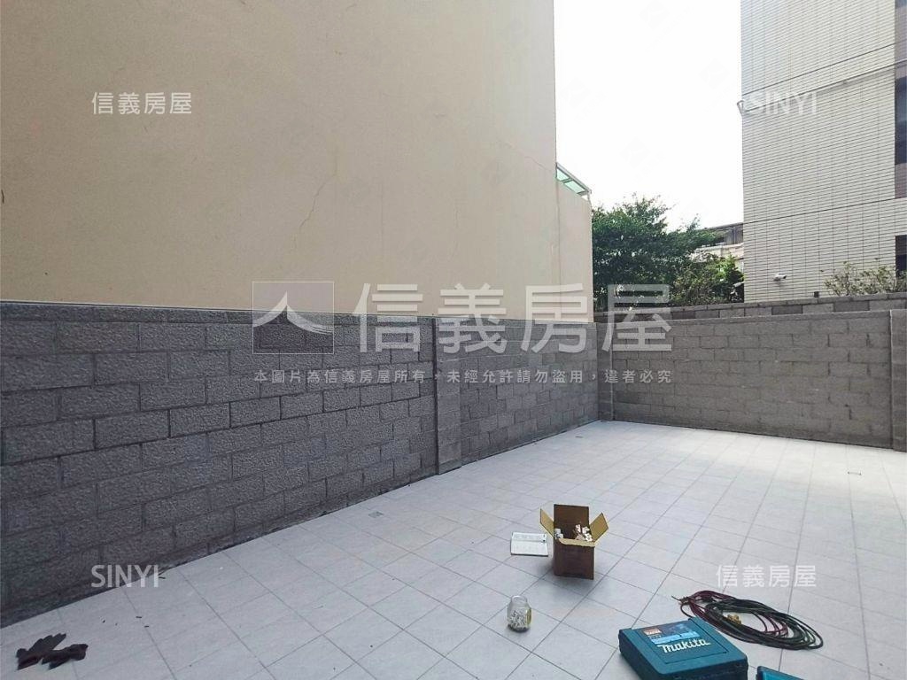 潭子全新電梯店墅房屋室內格局與周邊環境