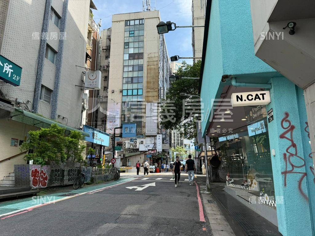 大安區三個店面三角窗房屋室內格局與周邊環境