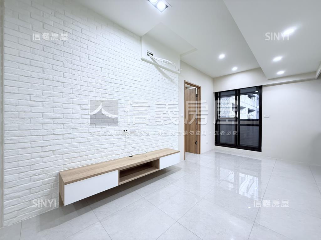 店長推薦電梯兩房兩廳房屋室內格局與周邊環境