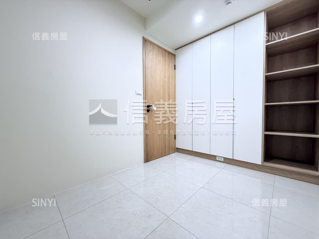 店長推薦電梯兩房兩廳房屋室內格局與周邊環境
