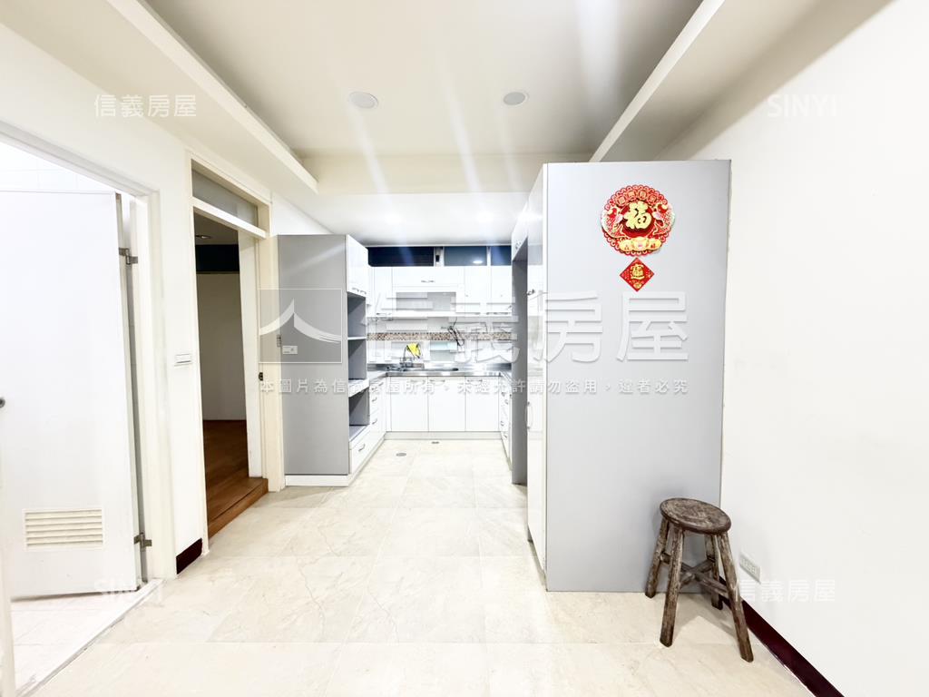 近塗城商圈孝親房透天房屋室內格局與周邊環境