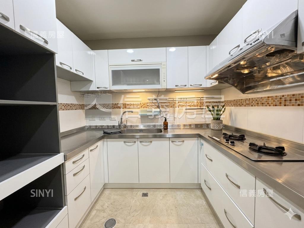 近塗城商圈孝親房透天房屋室內格局與周邊環境