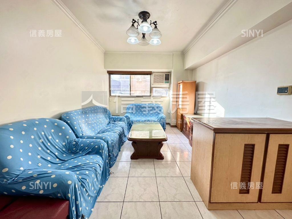 捷運迴龍站龍鳳會三房車位房屋室內格局與周邊環境