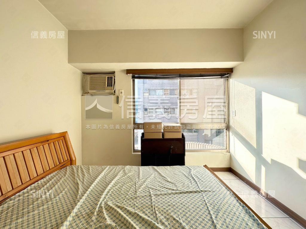 捷運迴龍站龍鳳會三房車位房屋室內格局與周邊環境