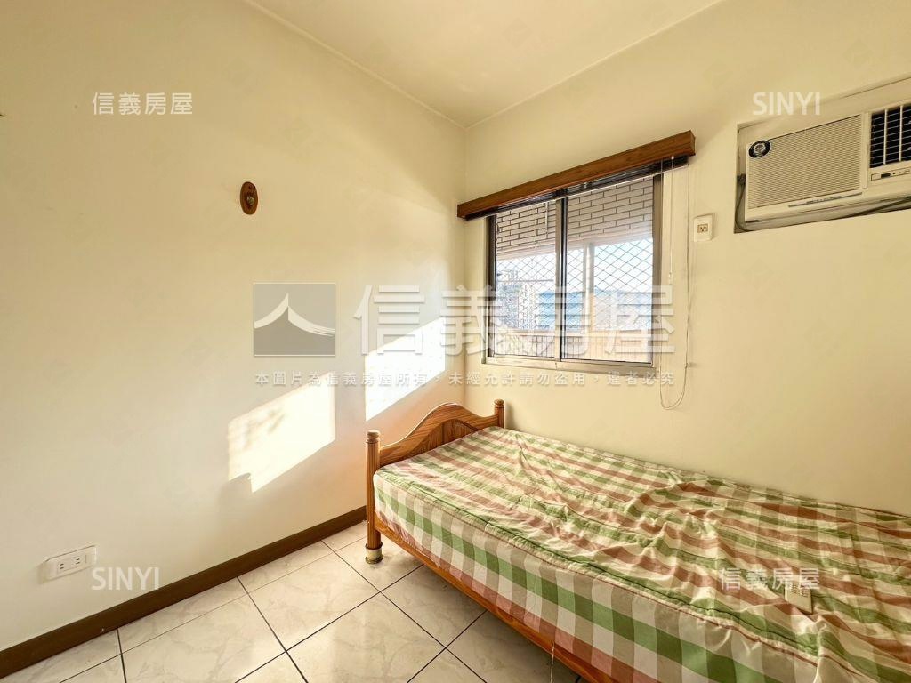 捷運迴龍站龍鳳會三房車位房屋室內格局與周邊環境