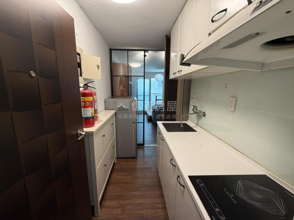 南京西路高樓陽台美屋房屋室內格局與周邊環境