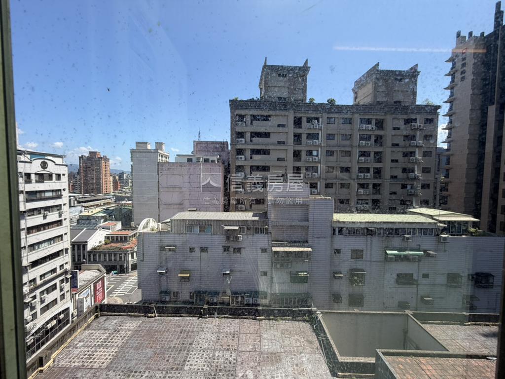 南京西路高樓陽台美屋房屋室內格局與周邊環境