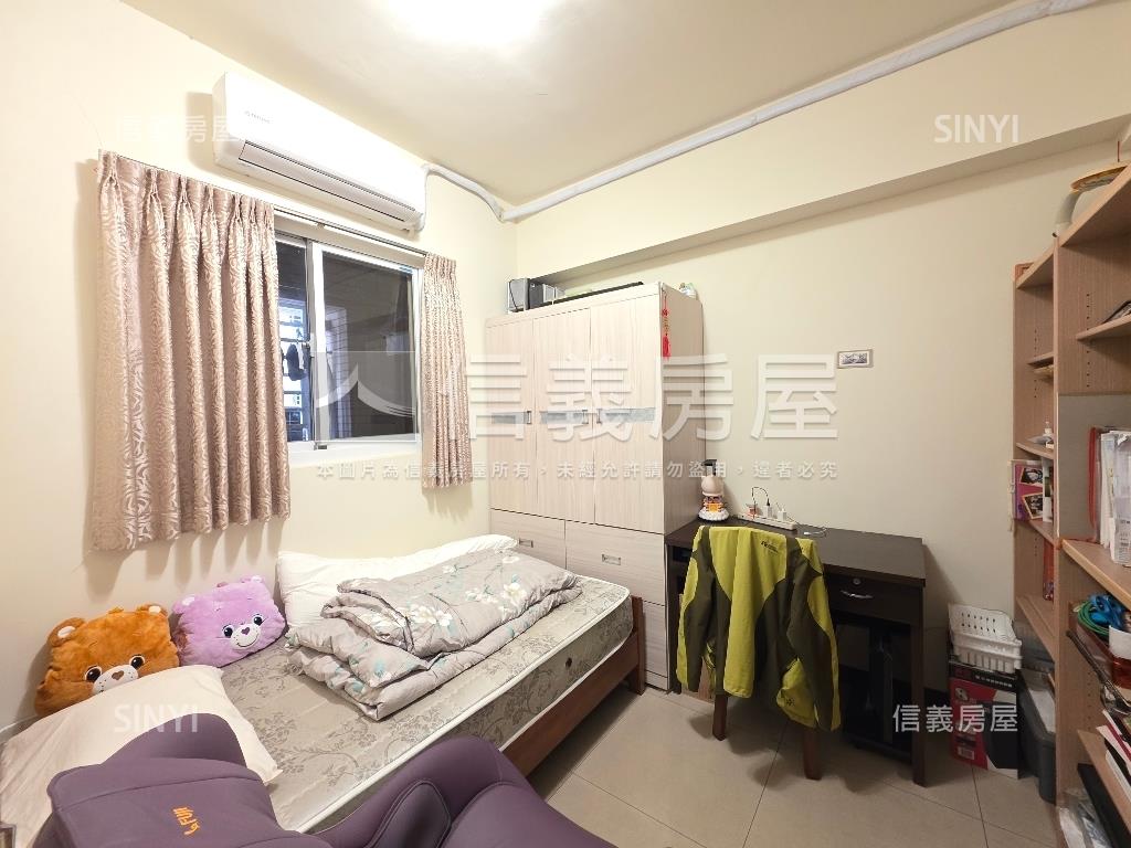 市區採光三房附獨立大車位房屋室內格局與周邊環境