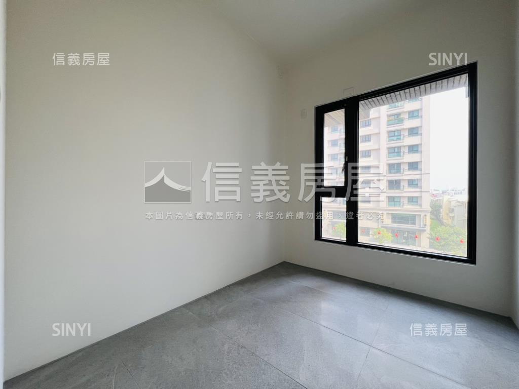 誠美拾光稀有兩房平車房屋室內格局與周邊環境