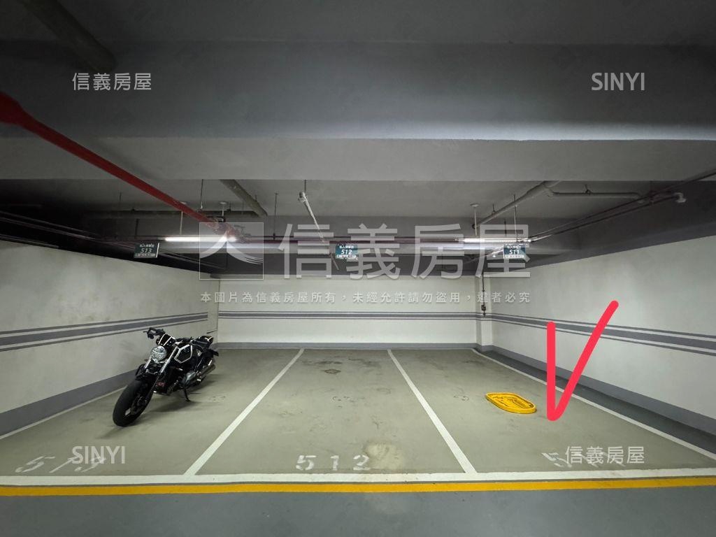 超花面中庭美套房車位房屋室內格局與周邊環境