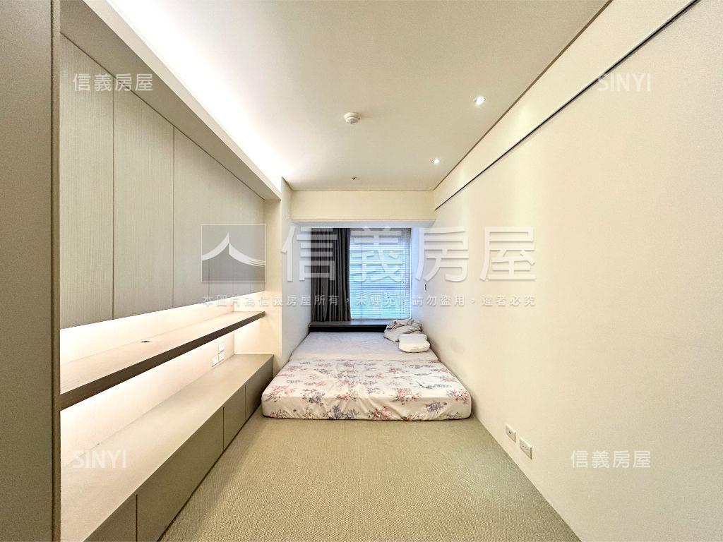 樺福水悅高樓層附坡平車位房屋室內格局與周邊環境