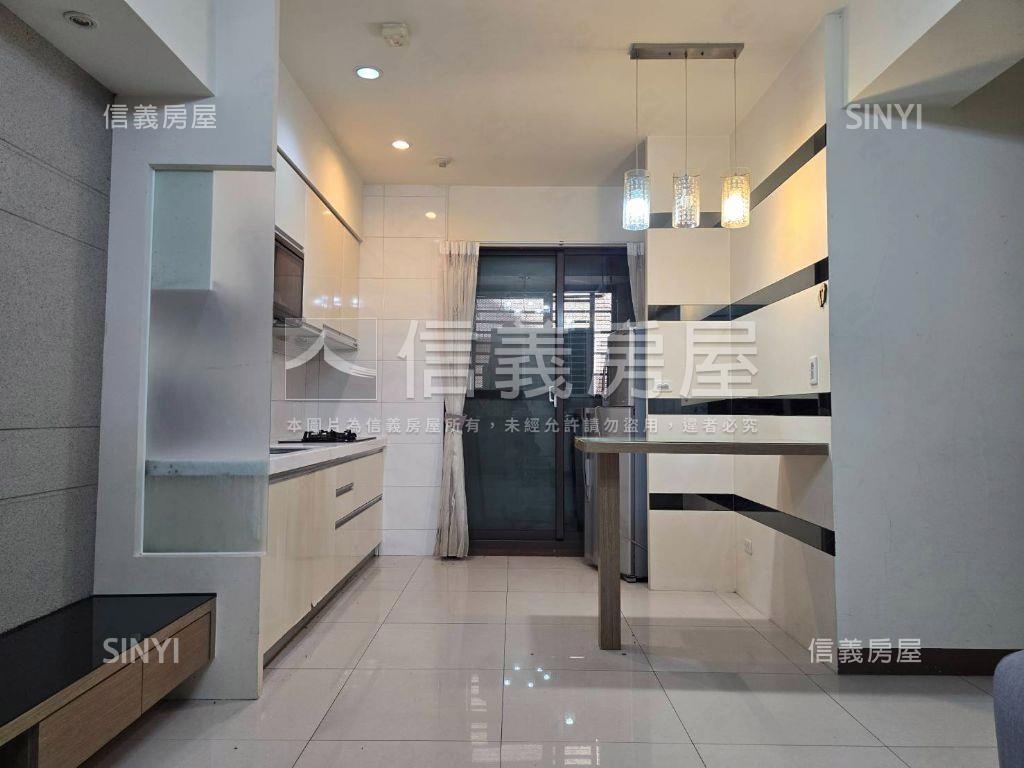 近清華學區浪琴嶼兩房車位房屋室內格局與周邊環境