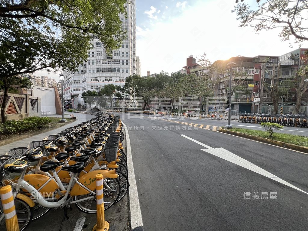 近捷運海山站大空間美寓房屋室內格局與周邊環境