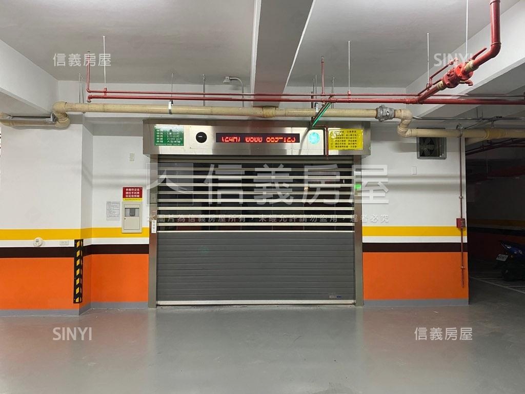 榮耀西門可隔兩房房屋室內格局與周邊環境