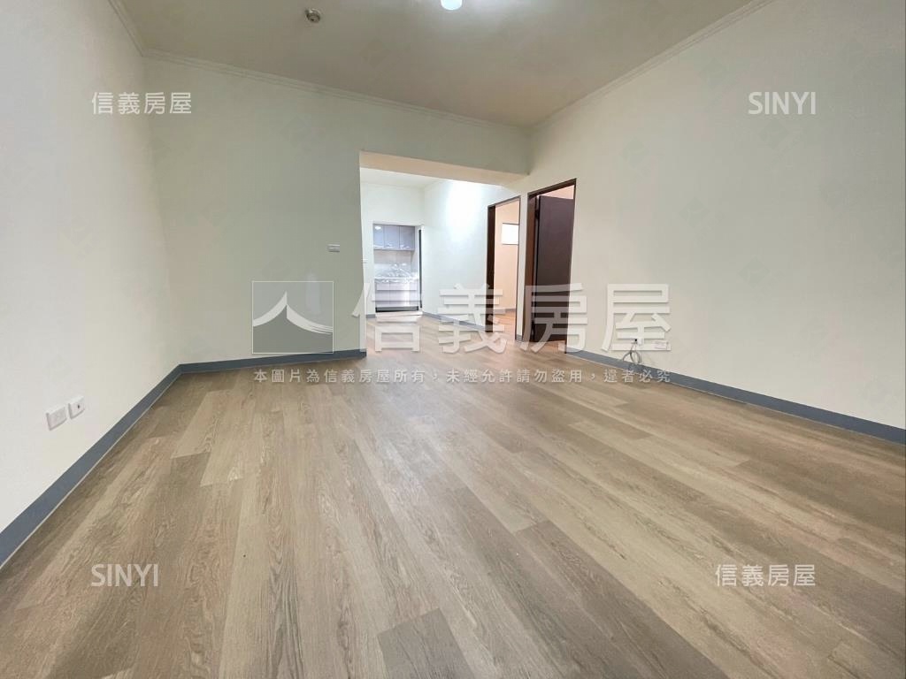 近五甲國小翻新美３房平車房屋室內格局與周邊環境