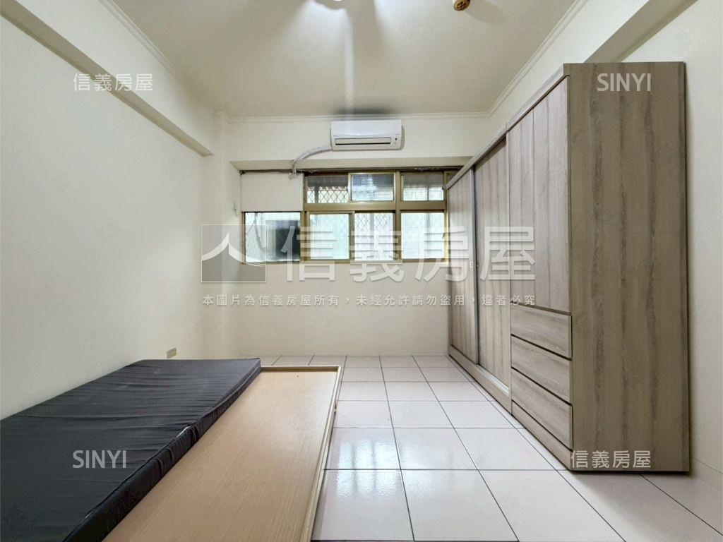 大順金品。華廈電梯３房房屋室內格局與周邊環境