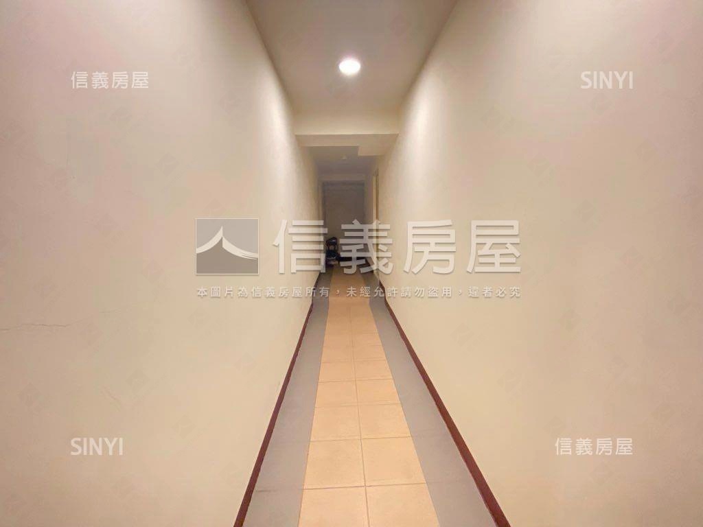 近台中女中電梯７套華廈房屋室內格局與周邊環境