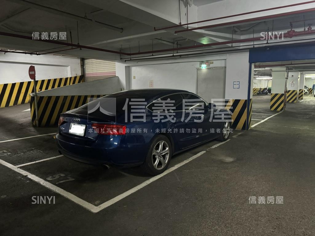 原４房東湖電梯坡平車位房屋室內格局與周邊環境