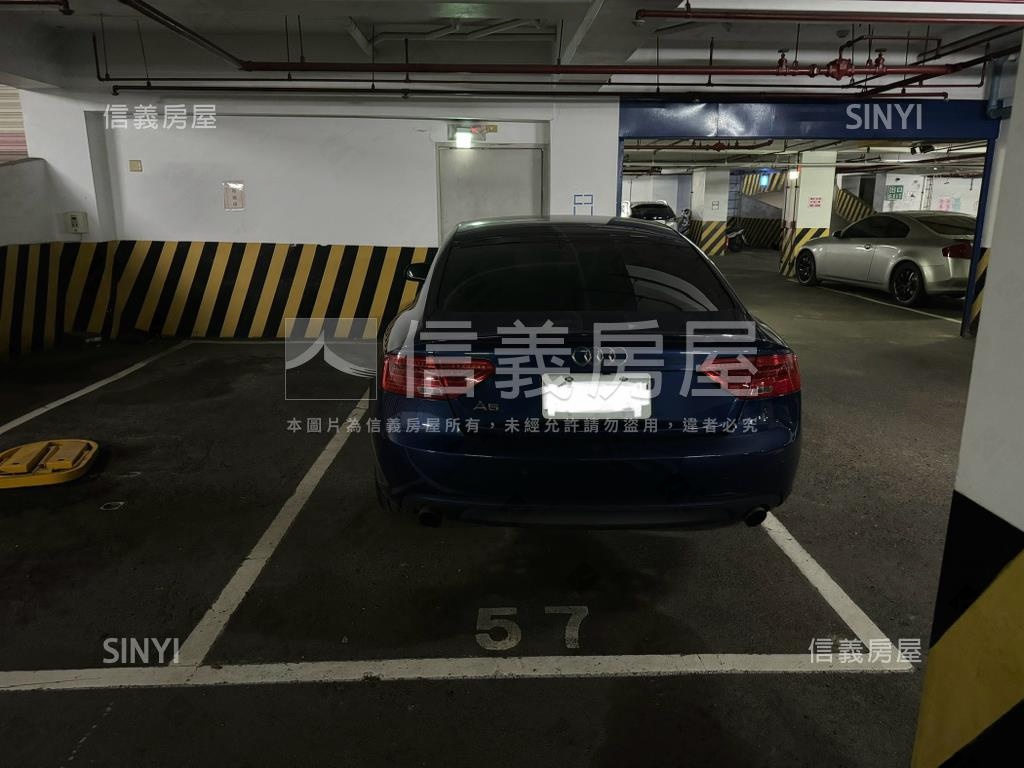 原４房東湖電梯坡平車位房屋室內格局與周邊環境