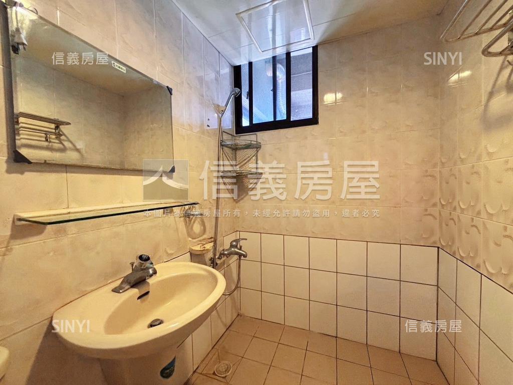 都會皇家溫馨三房房屋室內格局與周邊環境