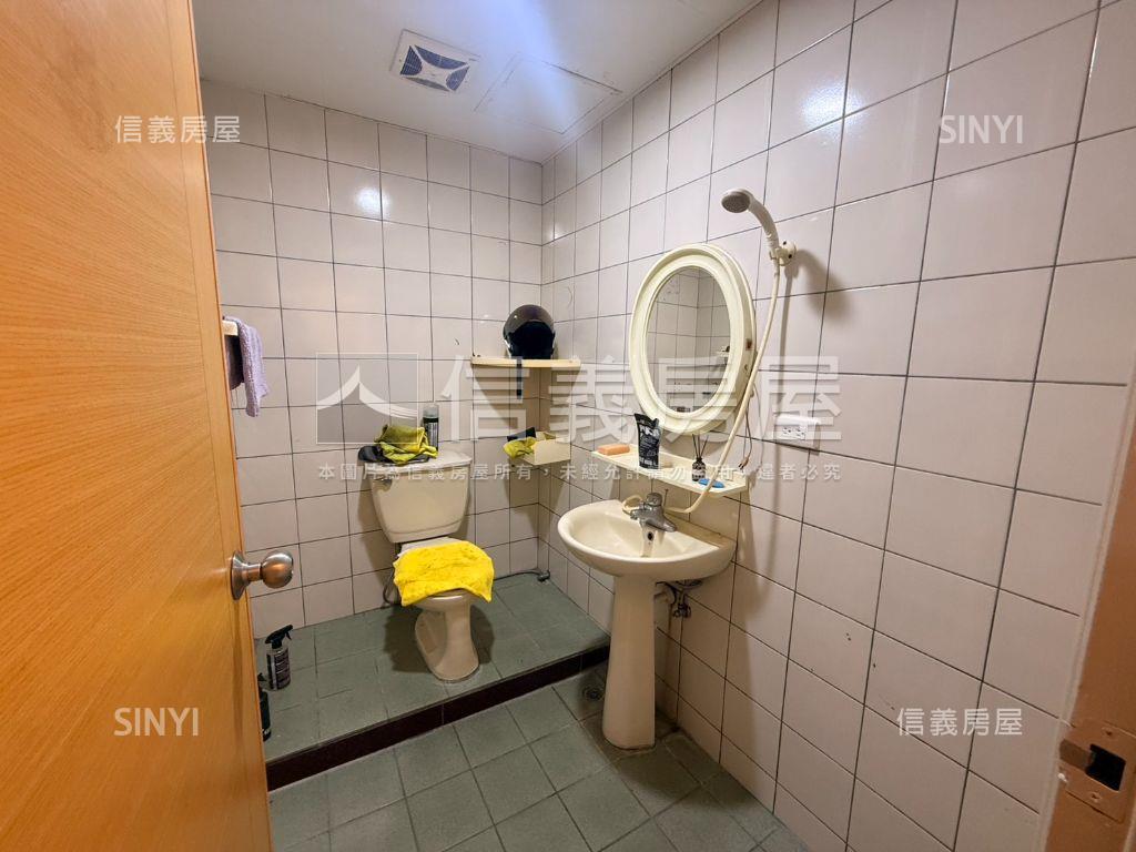 中平路一樓方正美寓房屋室內格局與周邊環境