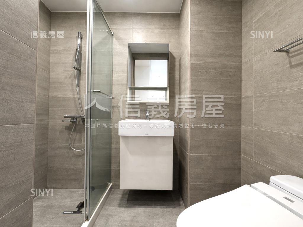 近土城捷運站兩房車位房屋室內格局與周邊環境