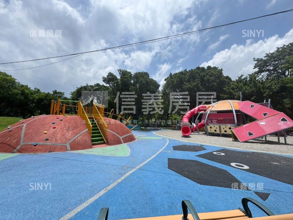 大兩房★明廳明房衛浴開窗房屋室內格局與周邊環境