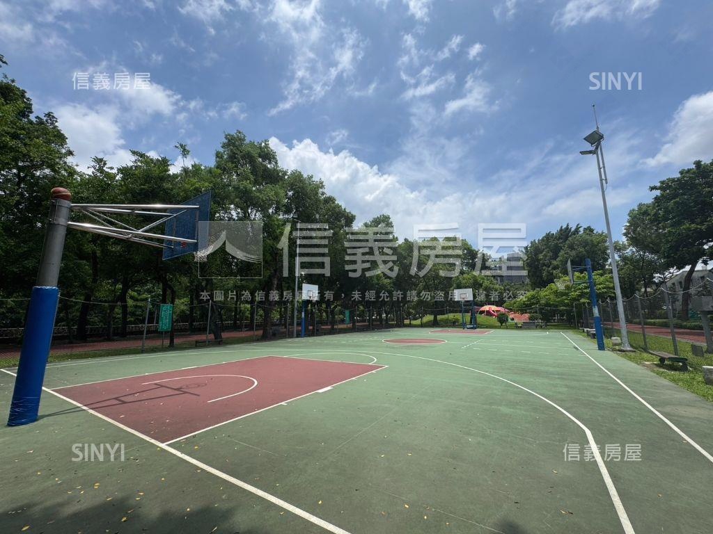 大兩房★明廳明房衛浴開窗房屋室內格局與周邊環境