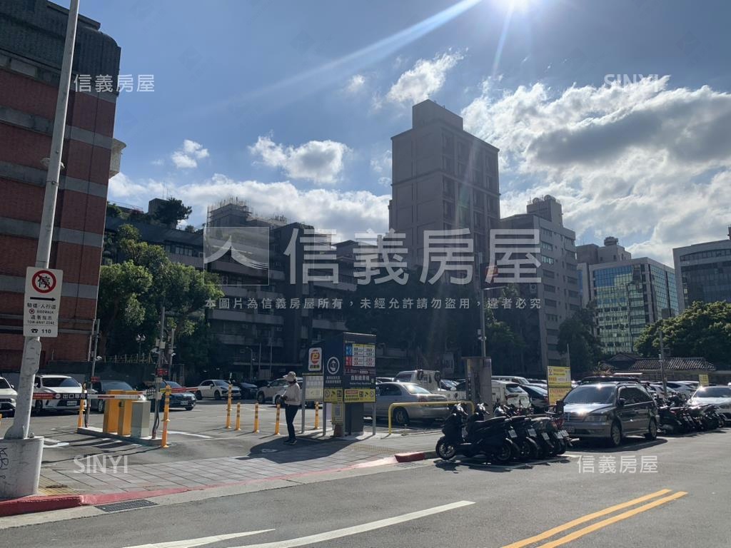 松江都心有陽台有廚房房屋室內格局與周邊環境