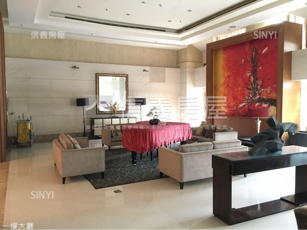 北區兩房車位房屋室內格局與周邊環境