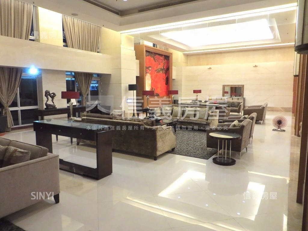 北區兩房車位房屋室內格局與周邊環境