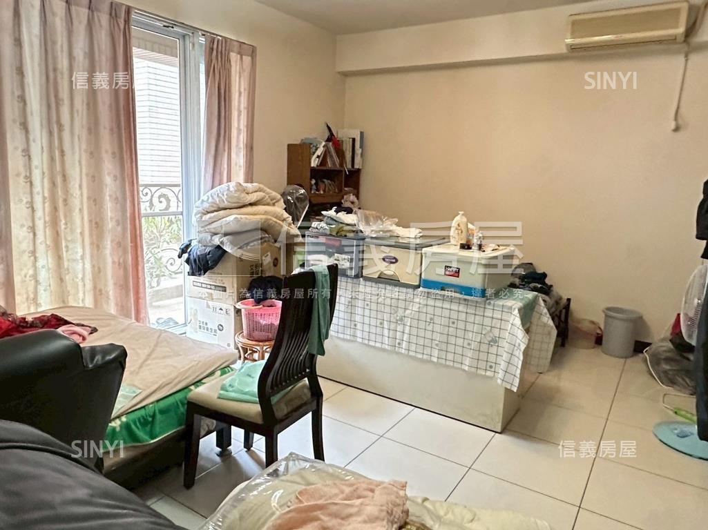 康橋伯爵五期電梯車庫別墅房屋室內格局與周邊環境