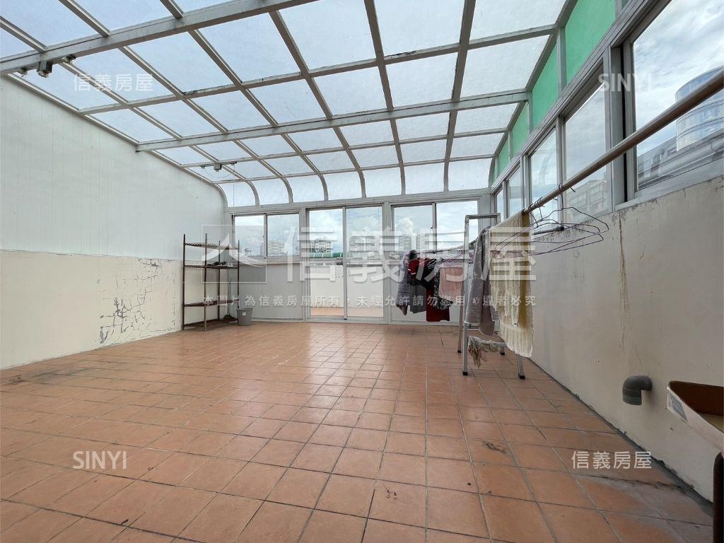 康橋伯爵五期電梯車庫別墅房屋室內格局與周邊環境