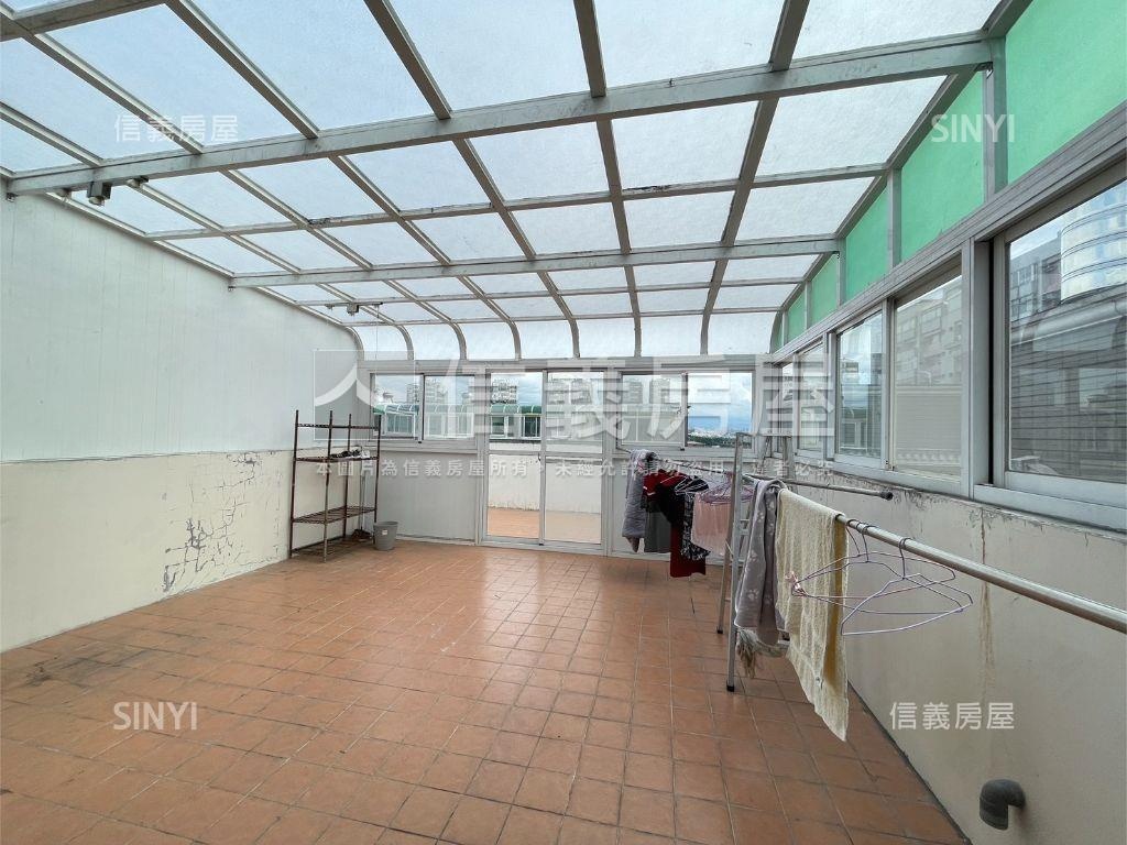 康橋伯爵五期電梯車庫別墅房屋室內格局與周邊環境
