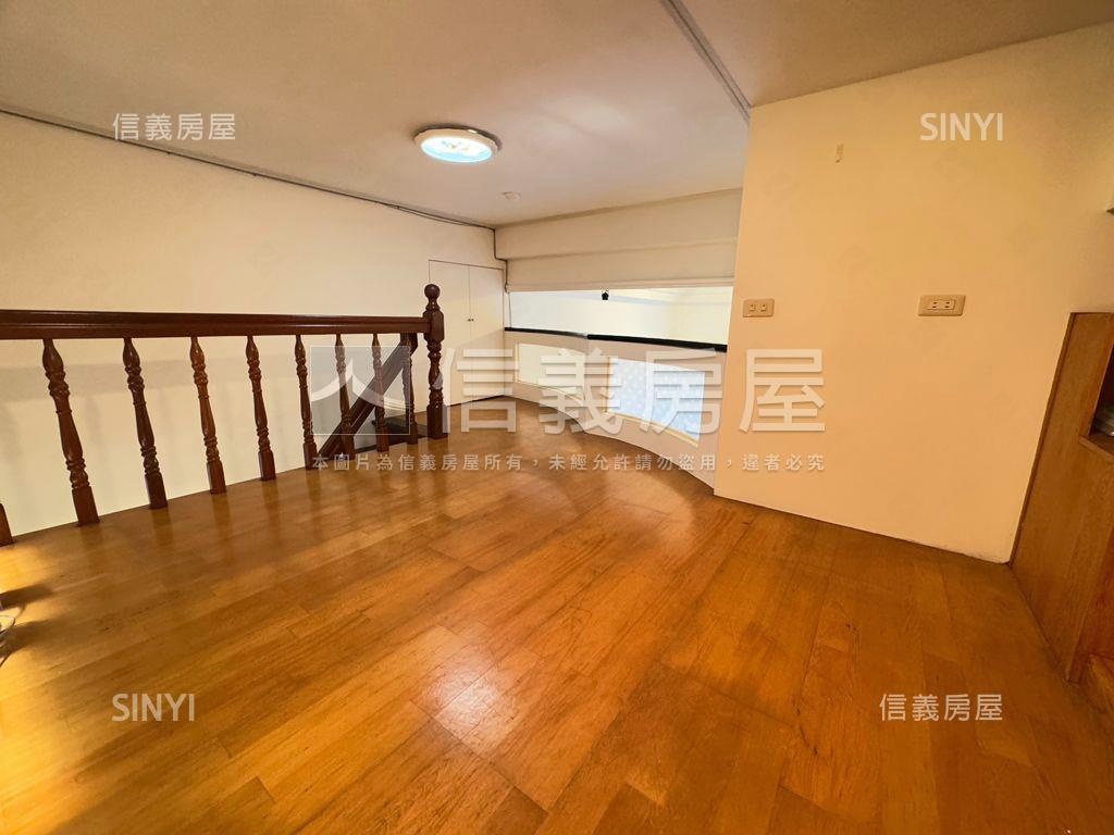 涵煙翠挑高一樓好空間房屋室內格局與周邊環境