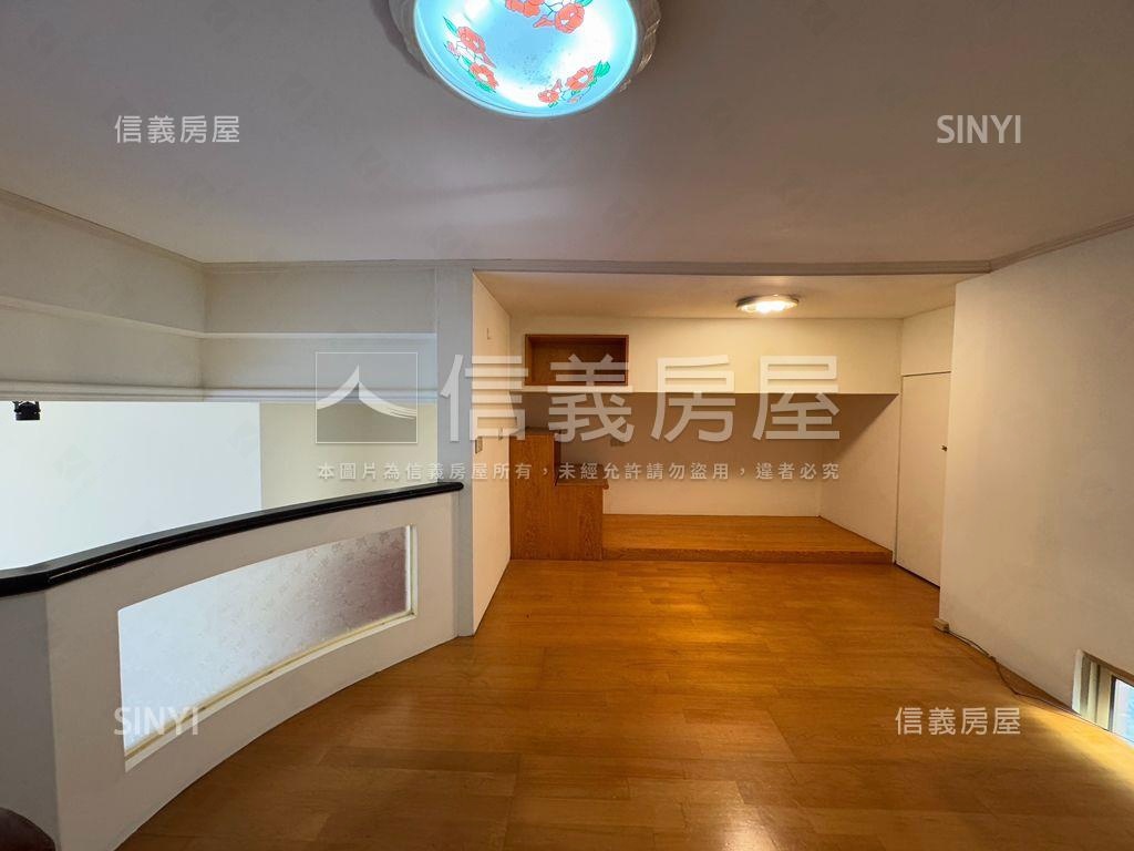 涵煙翠挑高一樓好空間房屋室內格局與周邊環境