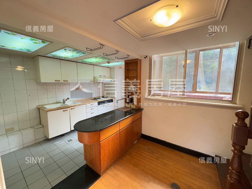 涵煙翠挑高一樓好空間房屋室內格局與周邊環境