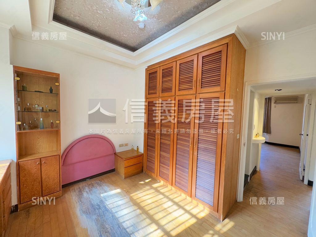 涵煙翠挑高一樓好空間房屋室內格局與周邊環境