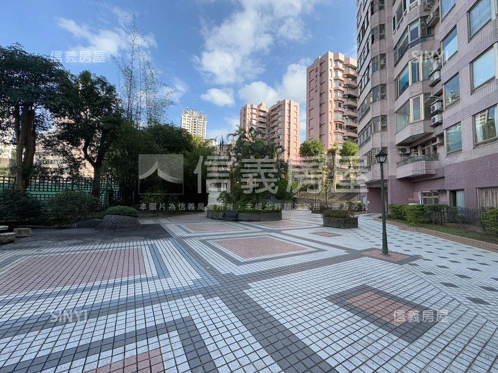 涵煙翠挑高一樓好空間房屋室內格局與周邊環境