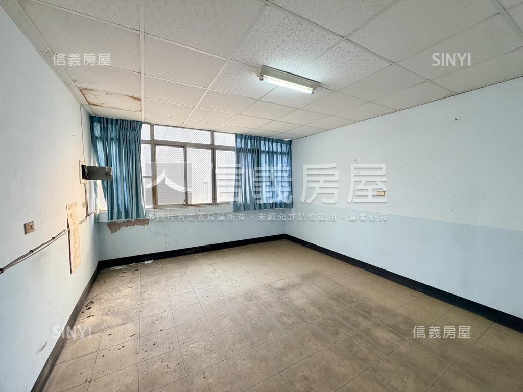 文化中心三角窗透店房屋室內格局與周邊環境