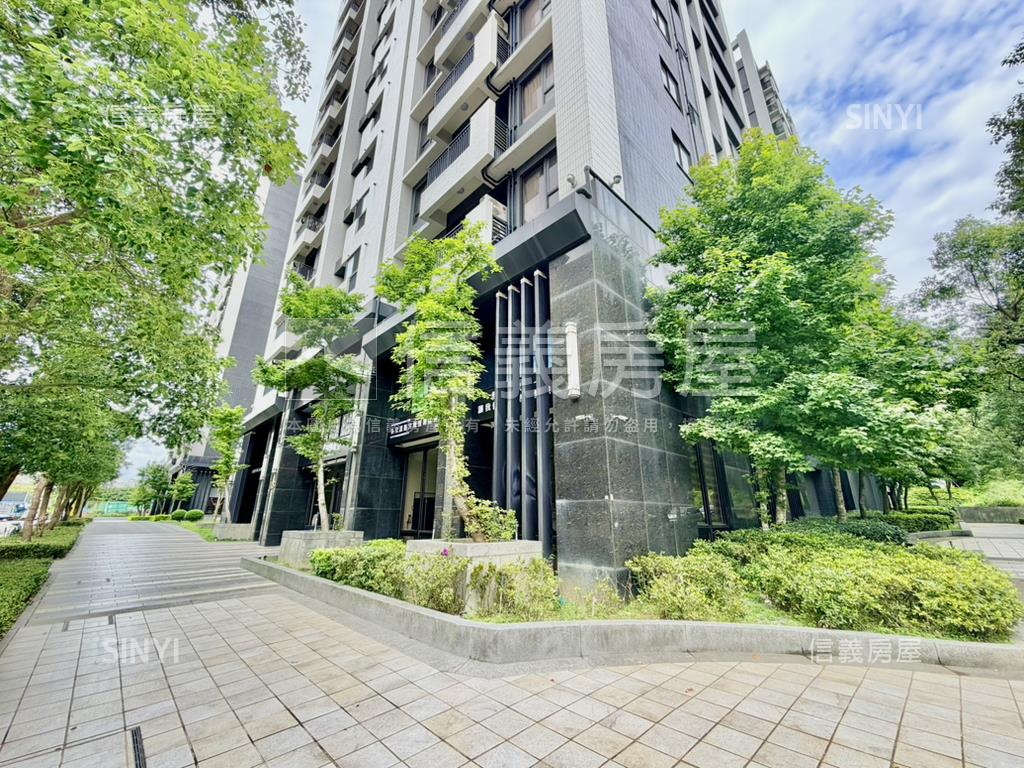 名軒夢享家約２５米寬店面房屋室內格局與周邊環境
