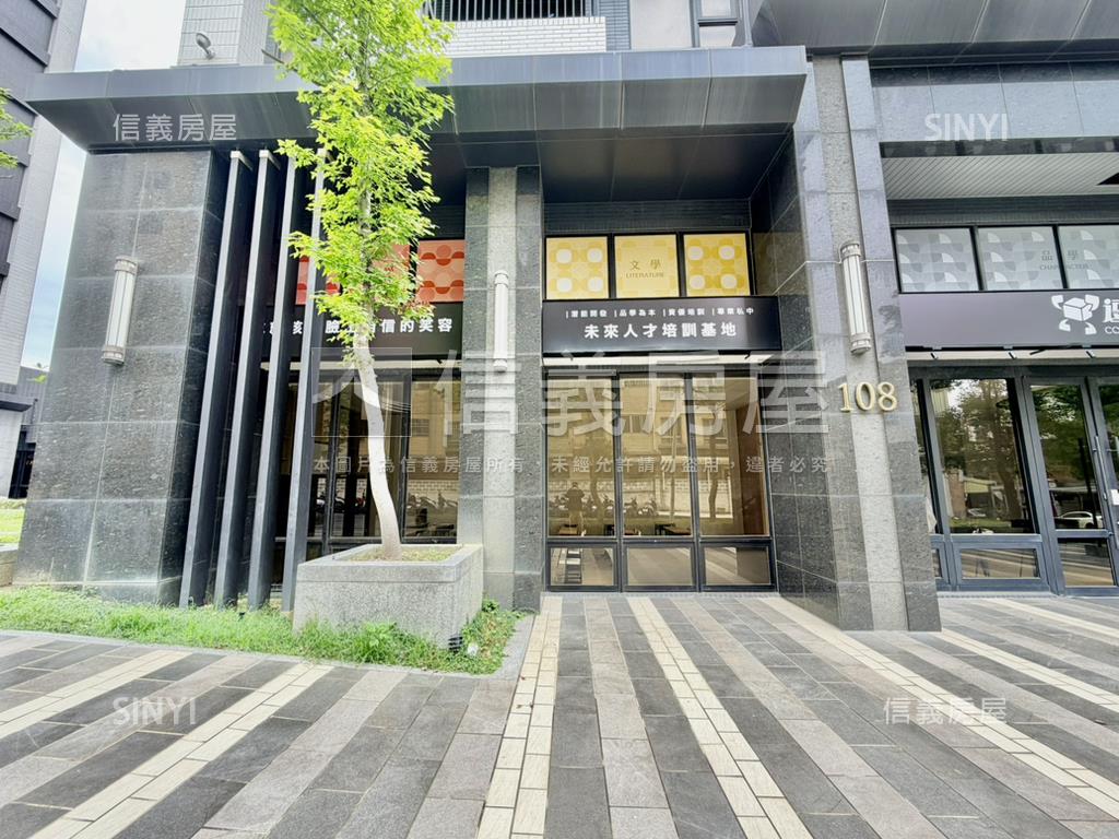 名軒夢享家約２５米寬店面房屋室內格局與周邊環境